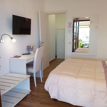 B&B Villa Letizia Castelbuono  Exteriör bild