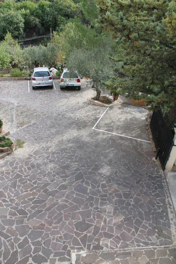 B&B Villa Letizia Castelbuono  Exteriör bild