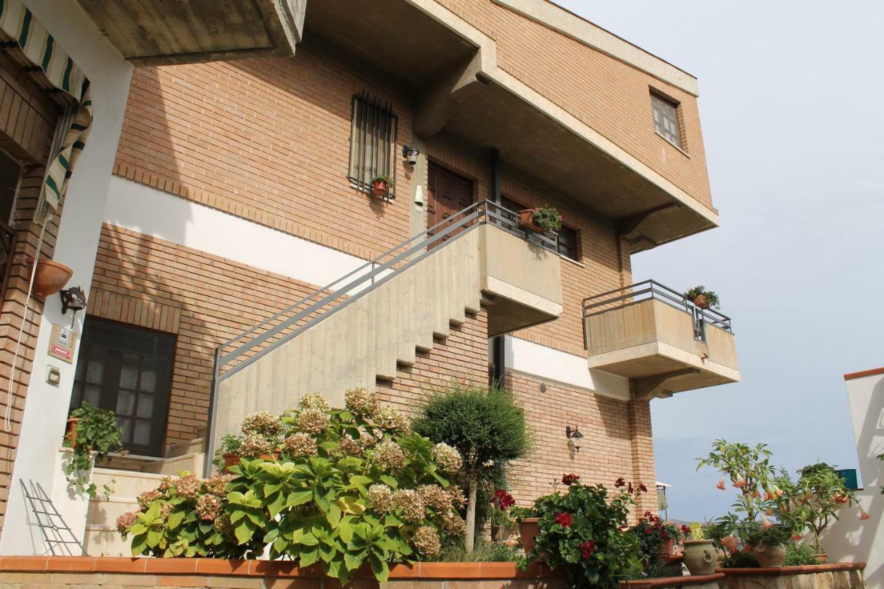B&B Villa Letizia Castelbuono  Exteriör bild