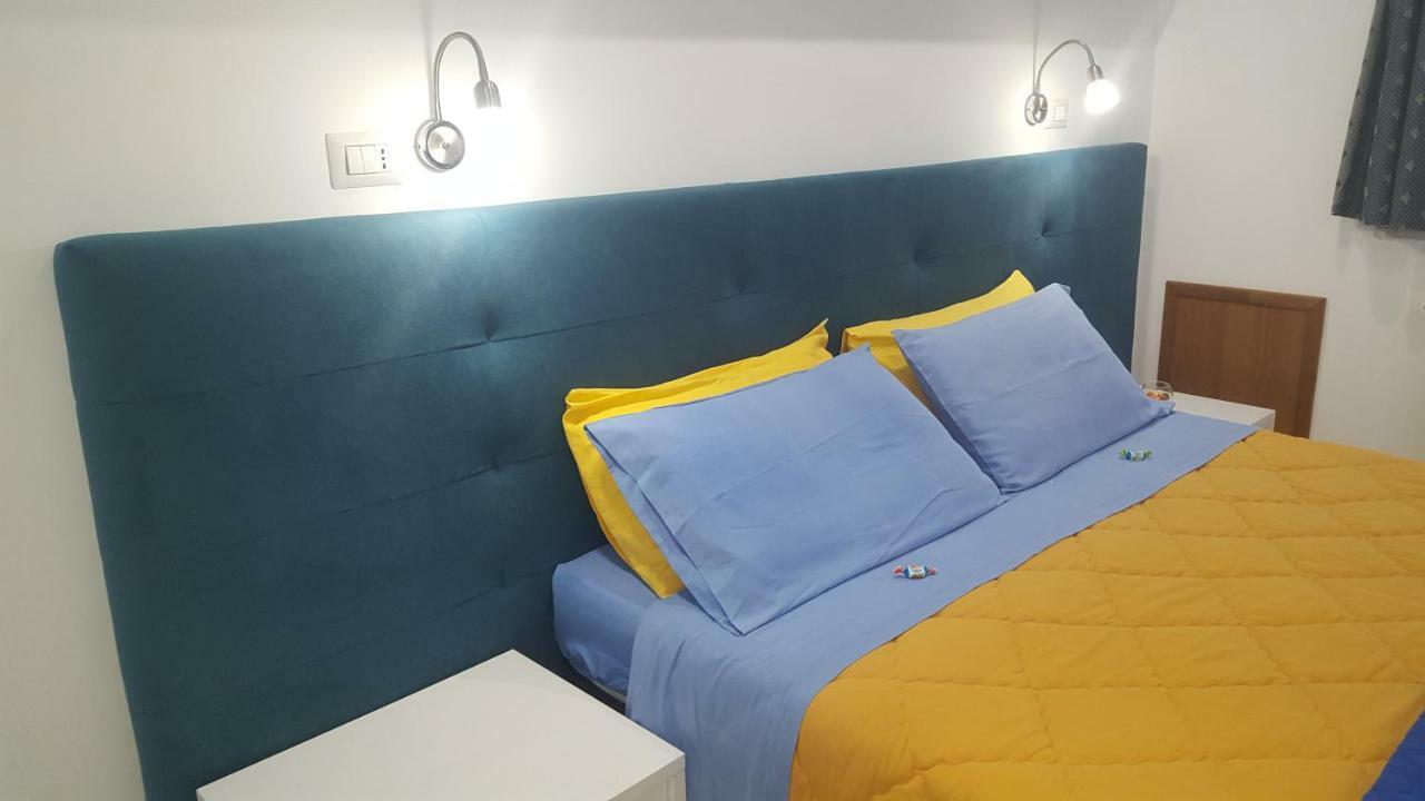 B&B Villa Letizia Castelbuono  Exteriör bild